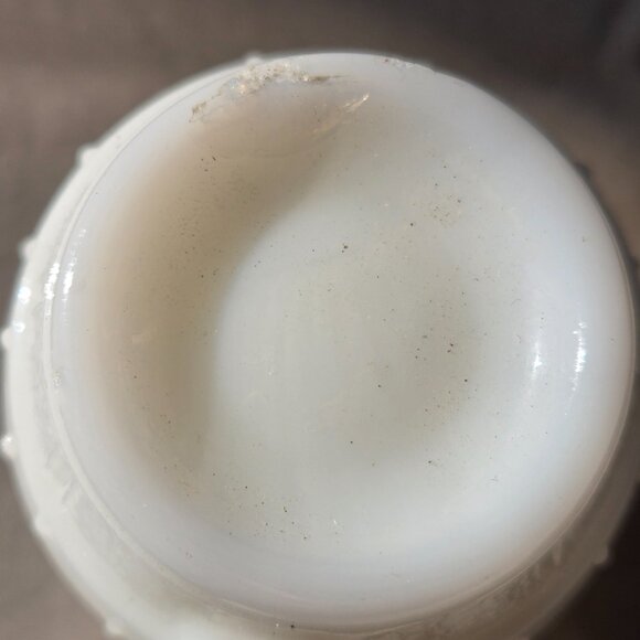 Vintage White Opalescent Milk Glass Whiskey Barrel Toothpick Holder - Picture 5 of 5